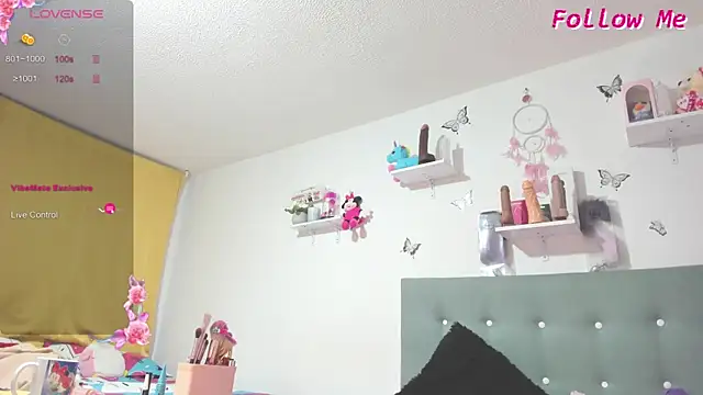 mailyn baker online show from October 26, 2025, 11:31 pm