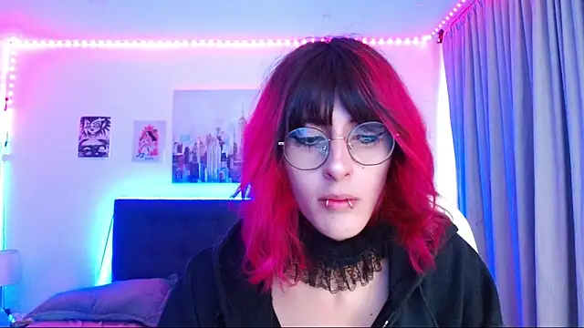 goth minerva online show from November 23, 2025, 1:11 pm