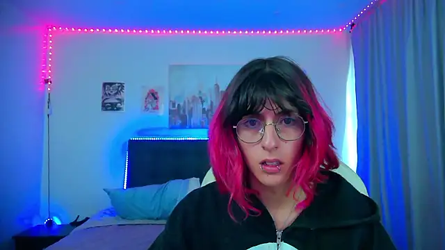 goth minerva online show from February 22, 2026, 1:31 pm