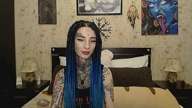 Velvetbat online show from February 16, 2026, 7:04 am