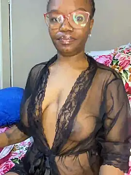 YummyMelanin117 online show from March 26, 2026, 1:38 pm