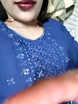 Snapshot of Eshwari_Chopra chatting on May 9, 2026, 5:07 pm Eshwari Chopra online show from May 9, 2026, 5:07 pm