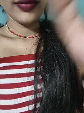 Snapshot of Eshwari_Chopra chatting on May 13, 2026, 2:09 am Eshwari Chopra online show from May 13, 2026, 2:09 am