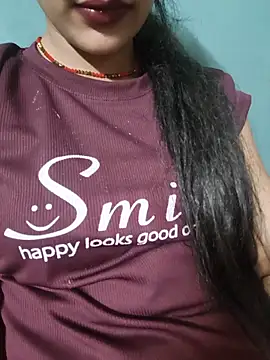 Snapshot of Eshwari_Chopra chatting on May 17, 2026, 4:58 pm Eshwari Chopra online show from May 17, 2026, 4:58 pm