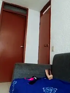 dulcewitch online show from October 28, 2025, 2:09 pm