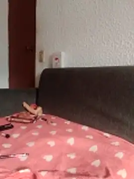 dulcewitch online show from February 2, 2026, 7:12 pm