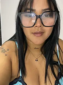 Snapshot of sashaoficial_ chatting on July 11, 2026, 11:28 pm sashaoficial online show from July 11, 2026, 11:28 pm