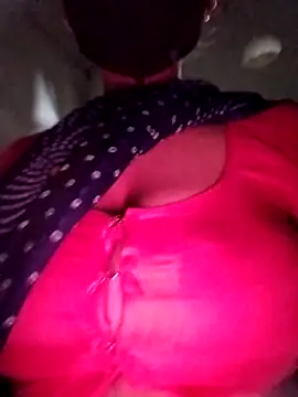 Snapshot of Soniy-Maax chatting on September 29, 2025, 1:00 am Soniy-Maax online show from September 29, 2025, 1:00 am