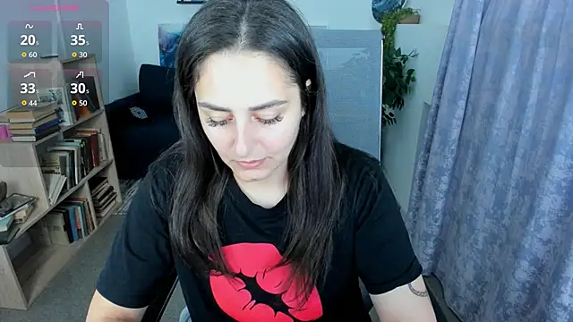 ValeriiMills online show from June 9, 2026, 3:56 pm