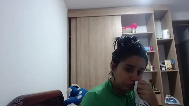 Snapshot of MeliSweet chatting on April 8, 2026, 11:16 pm MeliSweet online show from April 8, 2026, 11:16 pm