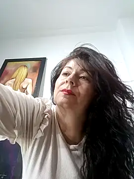 Snapshot of lunadicty chatting on December 25, 2024, 12:59 am lunadicty online show from December 25, 2024, 12:59 am