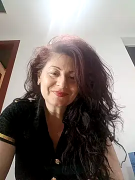 Snapshot of lunadicty chatting on October 16, 2025, 12:33 am lunadicty online show from October 16, 2025, 12:33 am