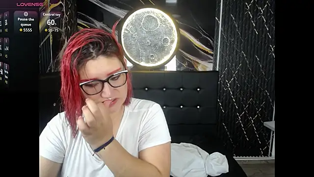 Snapshot of Cerecitaa02_ chatting on March 10, 2026, 11:21 pm Cerecitaa02 online show from March 10, 2026, 11:21 pm