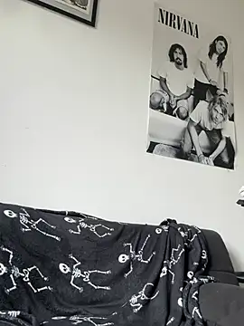 kittlunixx online show from June 2, 2026, 2:52 pm