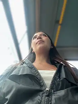 MELODY  06 online show from September 15, 2025, 1:33 pm