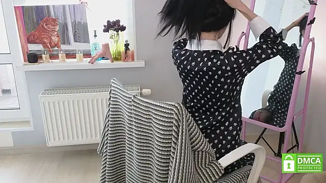 sweetuniporn online show from March 25, 2026, 9:26 am