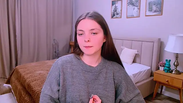 marshmallowee online show from March 9, 2026, 6:45 pm