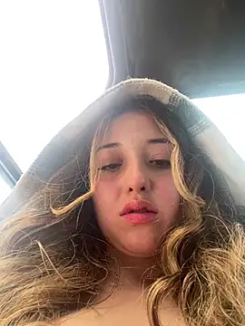 Baby  Otaku online show from February 2, 2026, 6:28 pm