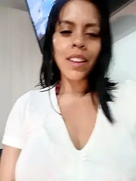 Snapshot of Kathe_Val chatting on September 11, 2025, 5:51 am Kathe Val online show from September 11, 2025, 5:51 am