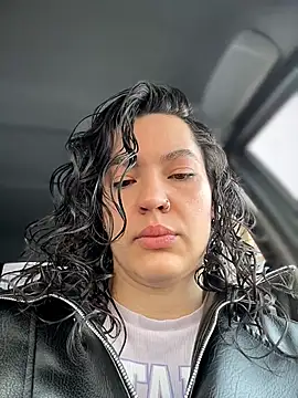 MeekyRich online show from April 3, 2026, 1:47 am