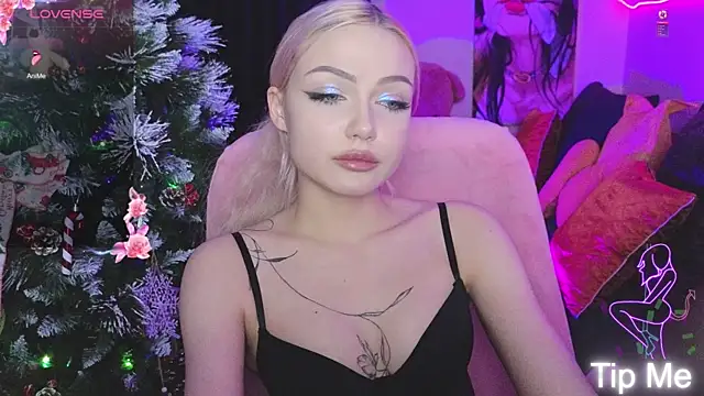 LinaLirian online show from January 15, 2026, 6:00 pm