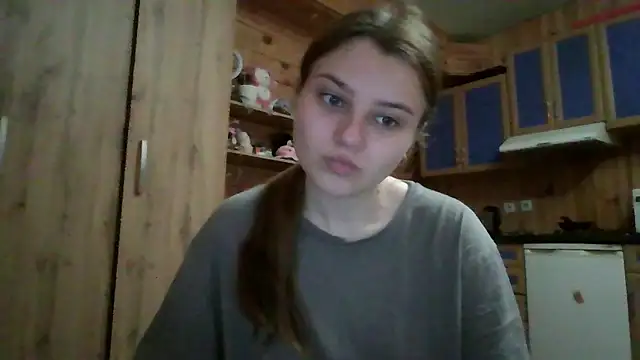 Snapshot of Little_shygirl chatting on October 9, 2025, 3:59 am Little shygirl online show from October 9, 2025, 3:59 am