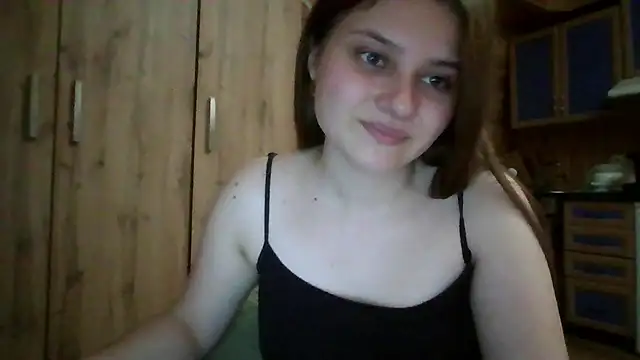 Snapshot of Little_shygirl chatting on October 27, 2025, 5:50 pm Little shygirl online show from October 27, 2025, 5:50 pm