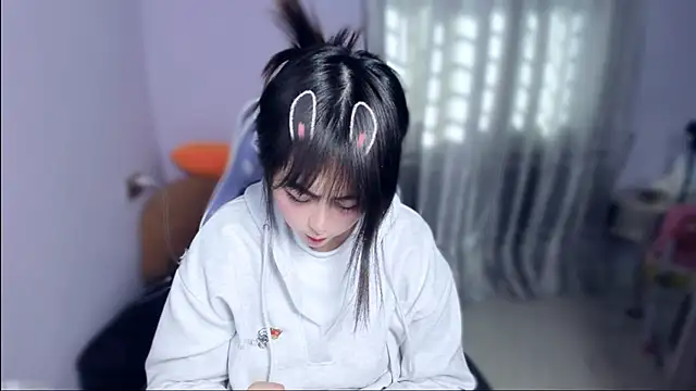 yuki3366 online show from November 25, 2025, 7:30 am