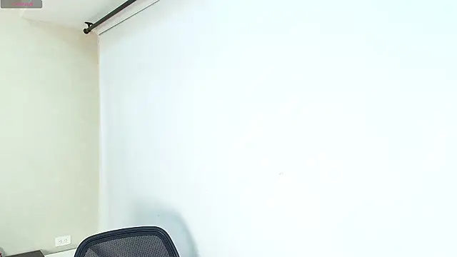  Victoria Collins online show from November 13, 2025, 10:47 am