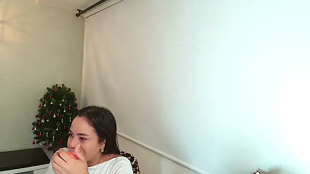  Victoria Collins online show from November 29, 2025, 10:40 am