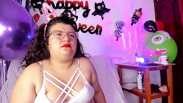 Snapshot of mystery_psique chatting on October 30, 2025, 3:24 pm mystery psique online show from October 30, 2025, 3:24 pm