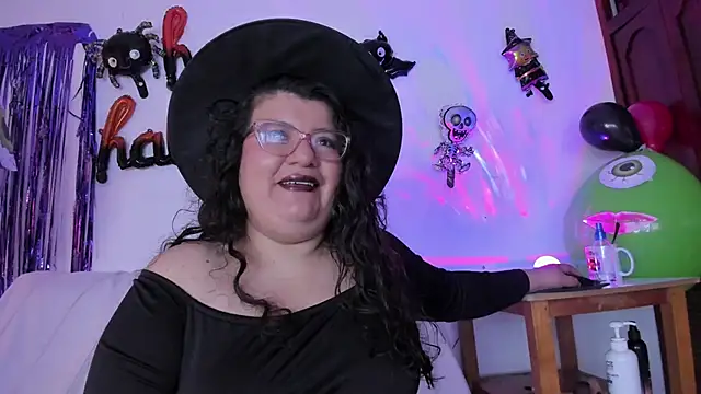 Snapshot of mystery_psique chatting on October 31, 2025, 1:56 pm mystery psique online show from October 31, 2025, 1:56 pm