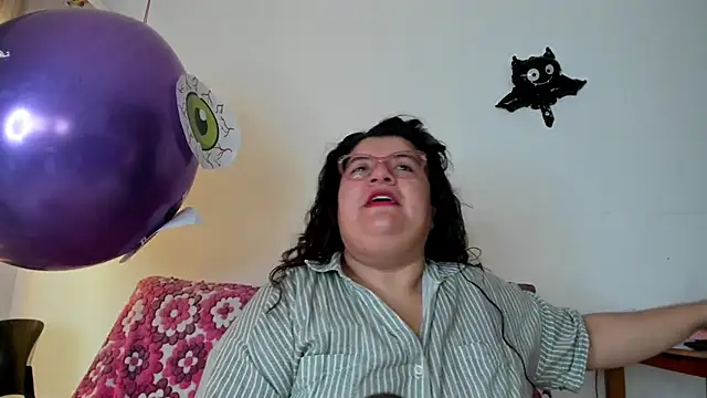 Snapshot of mystery_psique chatting on November 6, 2025, 7:04 pm mystery psique online show from November 6, 2025, 7:04 pm