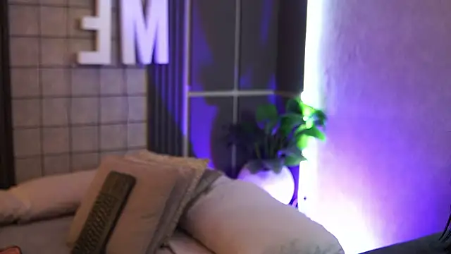 Snapshot of Susan_wall chatting on March 4, 2026, 12:55 pm Susan wall online show from March 4, 2026, 12:55 pm