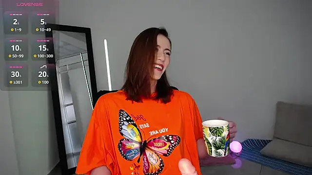 ANASTASIA DOLL8 online show from February 18, 2026, 7:32 pm