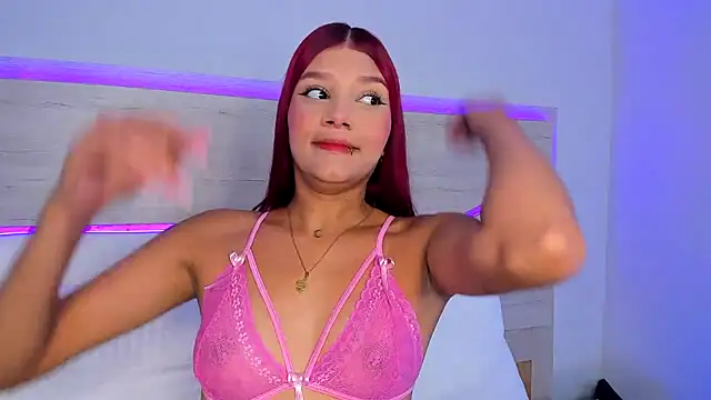 ZoeMorris online show from November 11, 2025, 11:32 am