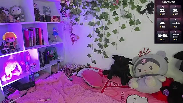 Snapshot of sarahminage_ chatting on November 18, 2025, 9:08 pm sarahminage online show from November 18, 2025, 9:08 pm