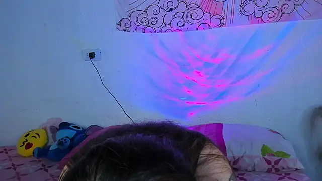 abbie jensen  online show from April 16, 2026, 11:07 pm