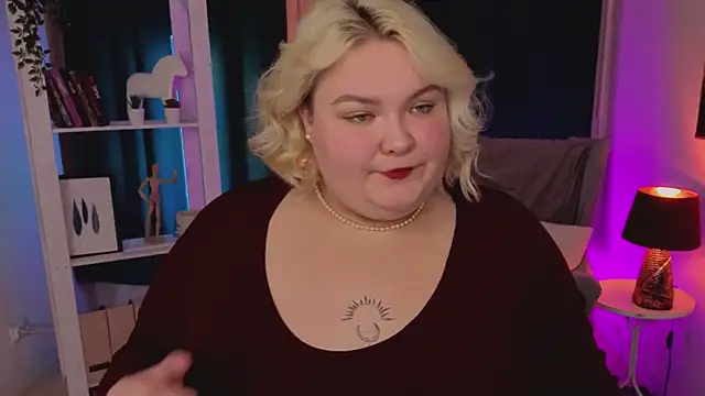 Snapshot of Ellabigbaby chatting on September 28, 2025, 11:37 am Ellabigbaby online show from September 28, 2025, 11:37 am