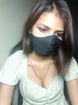 Isha Sax online show from September 13, 2025, 6:57 am