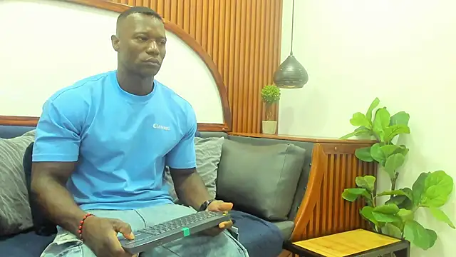 MarcusBlack  online show from April 17, 2026, 3:26 pm