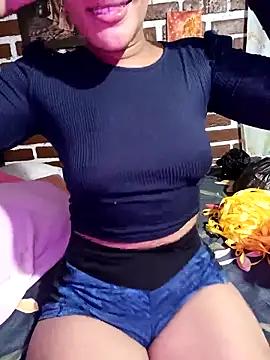 Cataleya-black online show from May 8, 2026, 12:05 am