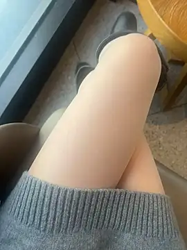 xiaoyuan01 online show from March 7, 2026, 1:46 am