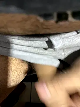 uto857 online show from October 2, 2025, 1:51 pm