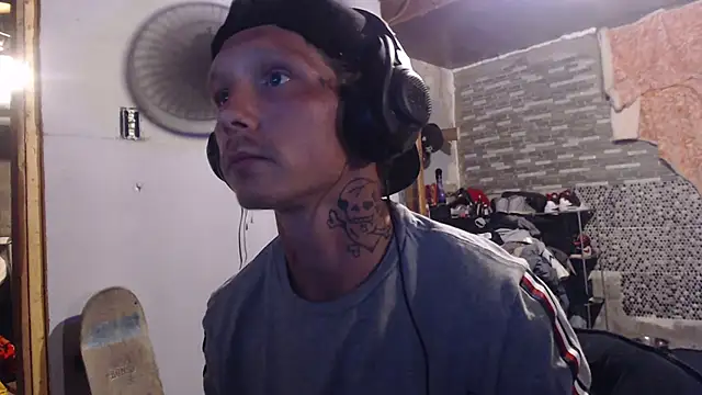 Snapshot of mastertrap chatting on September 21, 2025, 3:41 am mastertrap online show from September 21, 2025, 3:41 am