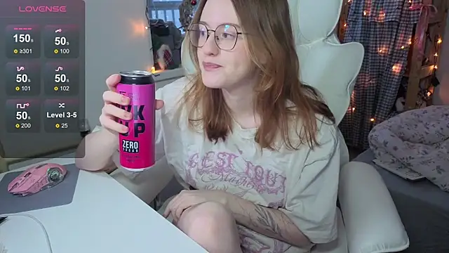 urstripchatgf online show from January 15, 2026, 7:24 am