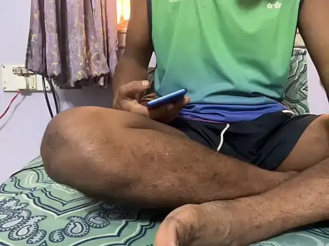 Snapshot of Matt6102 chatting on October 8, 2025, 3:59 am Matt6102 online show from October 8, 2025, 3:59 am