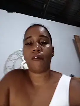 Snapshot of EbonyHorrny chatting on April 25, 2026, 11:02 pm EbonyHorrny online show from April 25, 2026, 11:02 pm