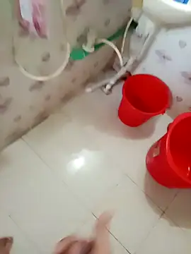 Snapshot of zim200 chatting on October 10, 2025, 8:46 am zim200 online show from October 10, 2025, 8:46 am