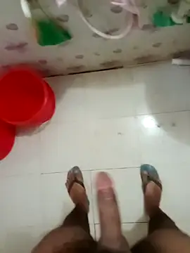 Snapshot of zim200 chatting on December 4, 2025, 8:45 am zim200 online show from December 4, 2025, 8:45 am